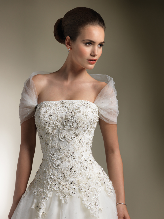 Getting Your Dream Bridal Gown